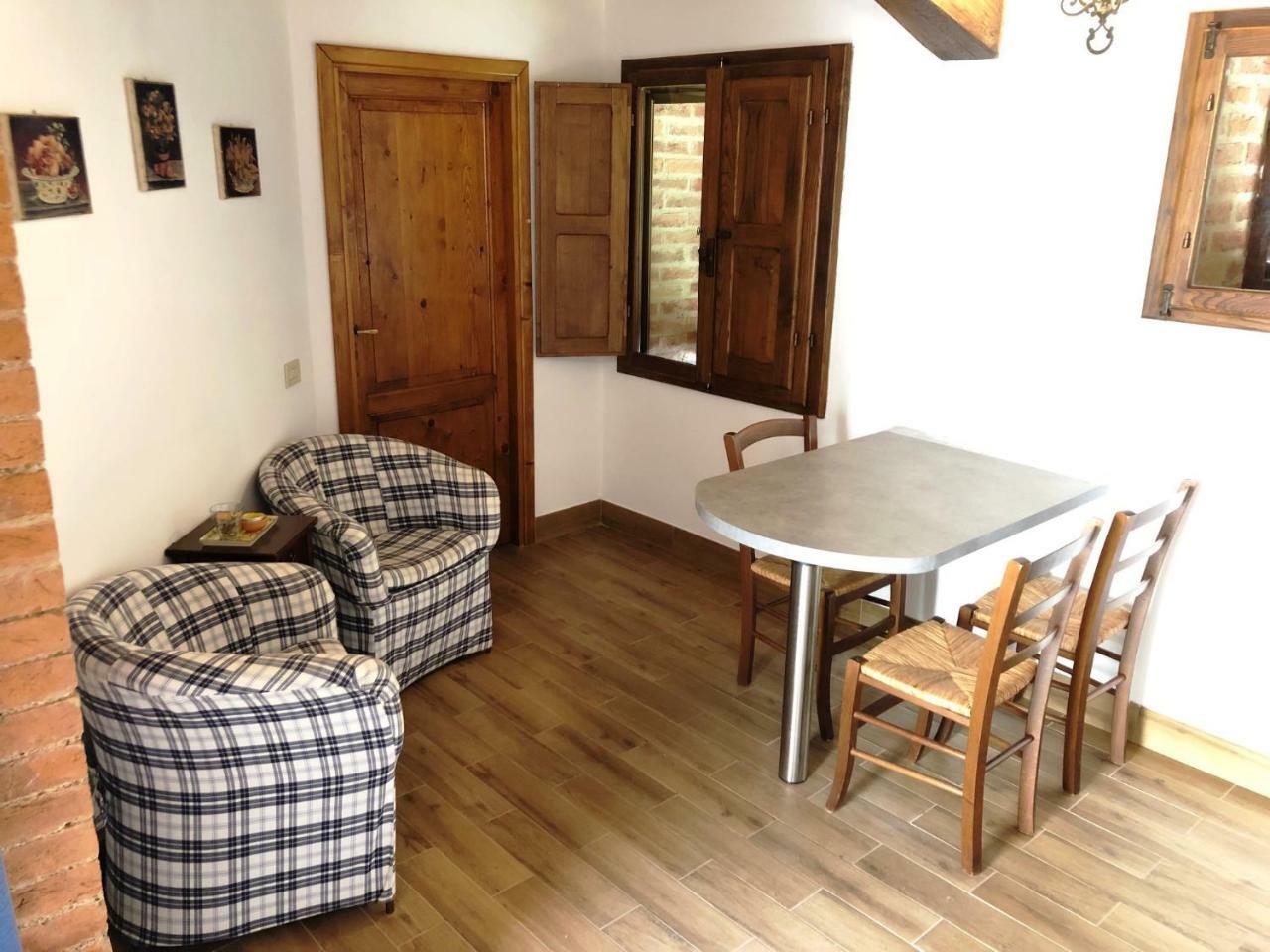 Agriturismo Fattoria Di Corsano Corsano  Eksteriør billede